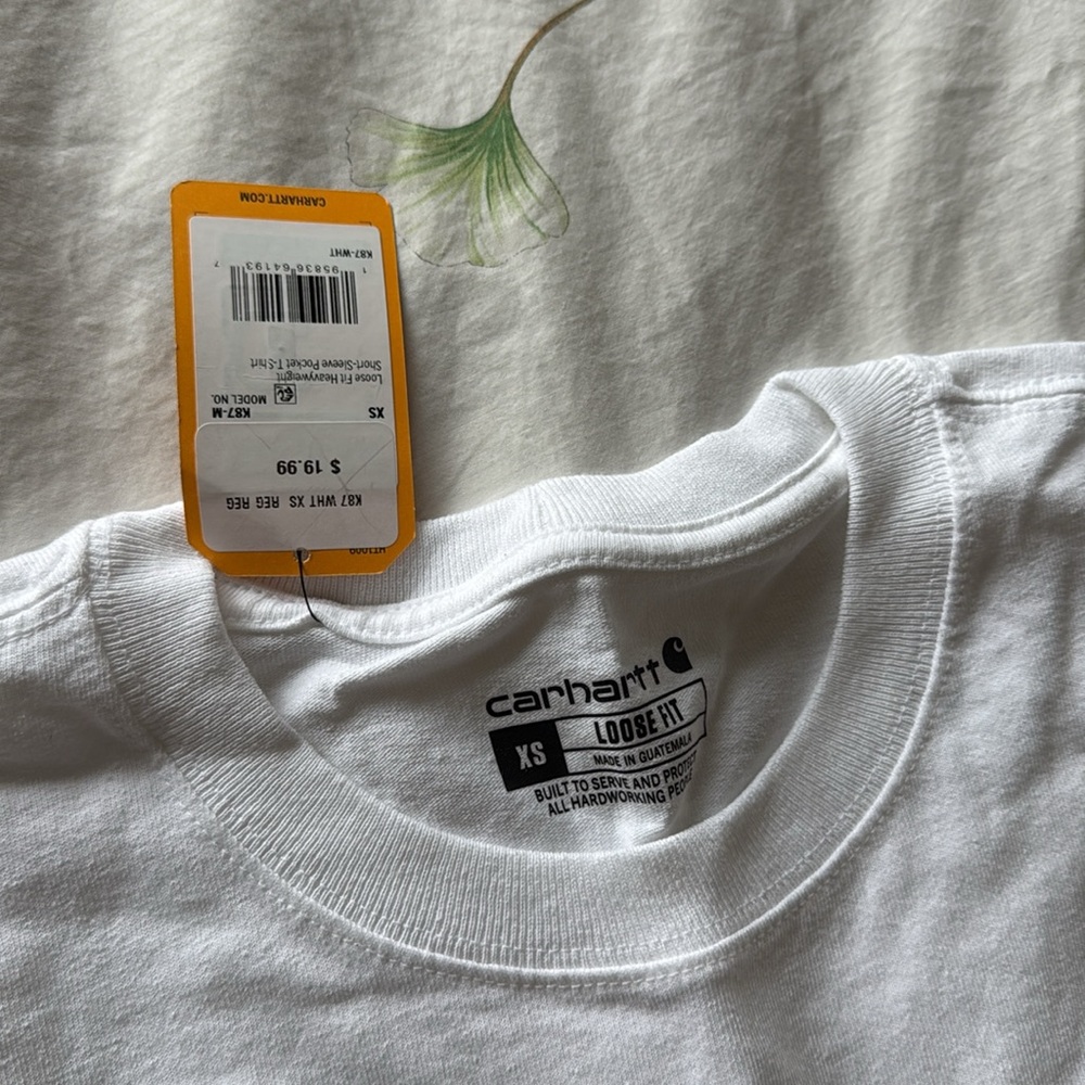 Carhartt branded pocket loose fit white t shirt- size XS - Picture 2 of 2